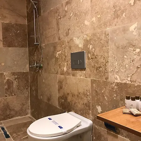 Hotel Hydros Cave 3*