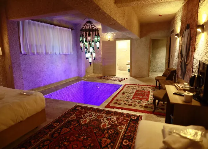 Hydros Cave Szálloda 3*