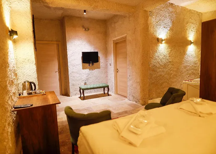 Hydros Cave Hotel 3*